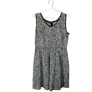 Simply Vera / Vera Wang Sleeveless Fit & Flare Dress sze M Floral Multicolor